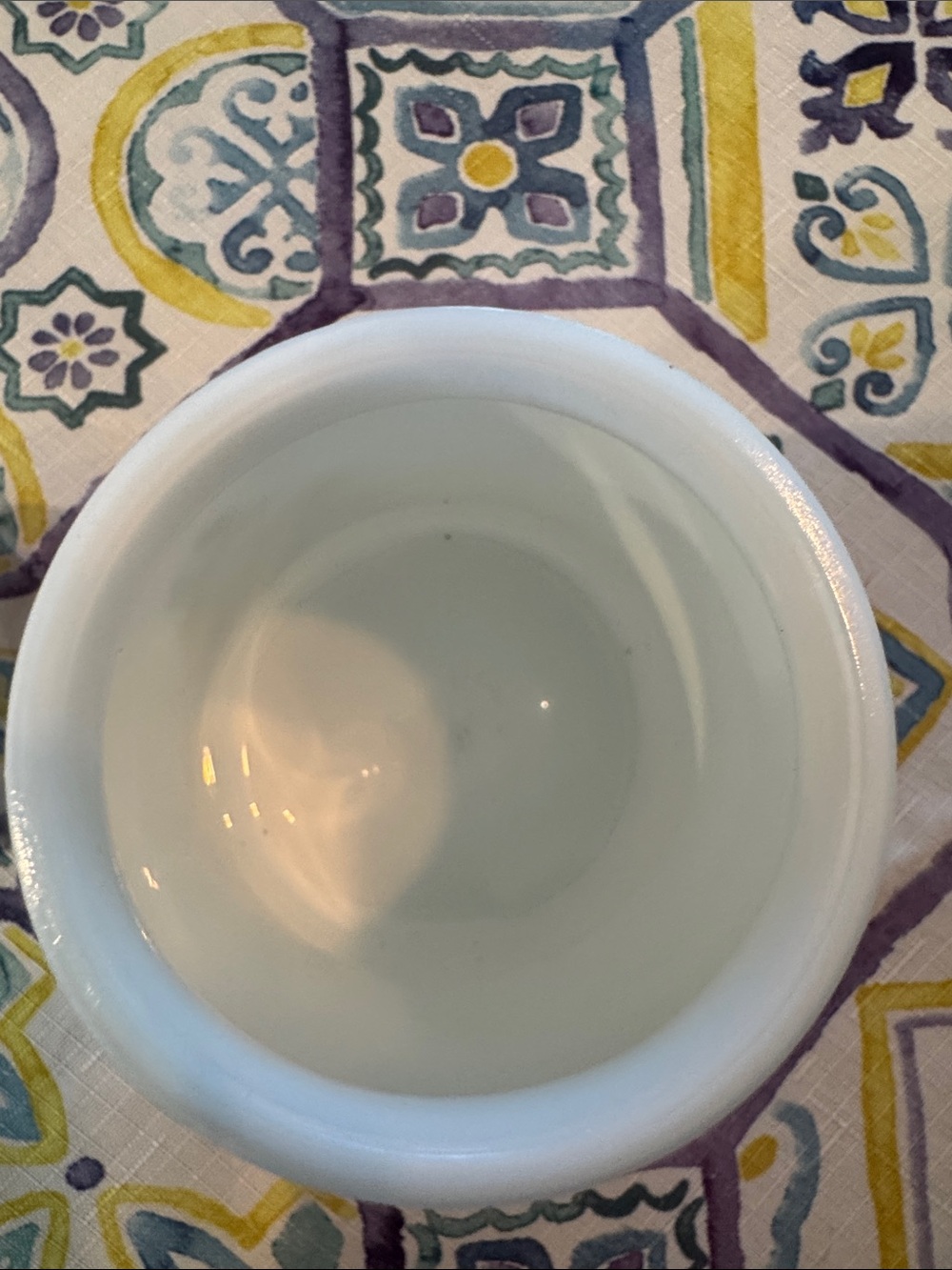 Vintage 1959 White Glass Sugar dispenser with Fruit Decal and Silver Lid - Picture 4 of 5